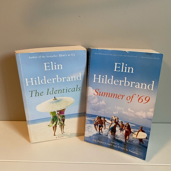 Elin Hildebrand novels (pack of 2 books) - Picture 1 of 3